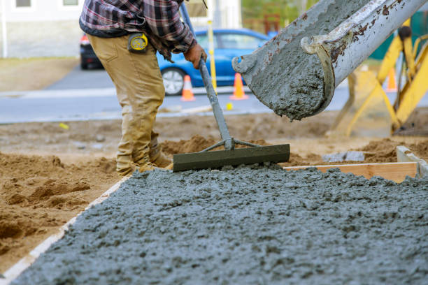 Best Commercial Concrete Services in Linntown, PA